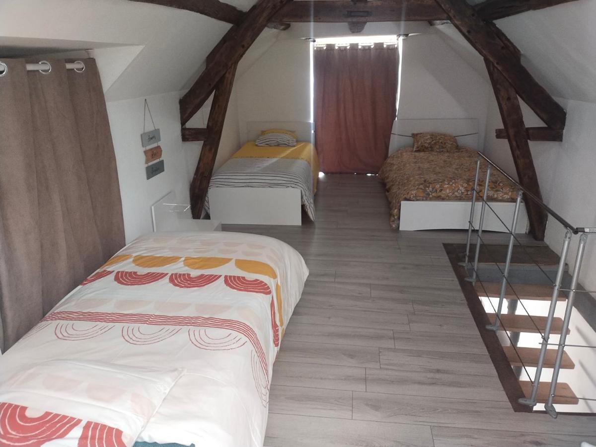 Bord De Loire Hotel Gien Bagian luar foto